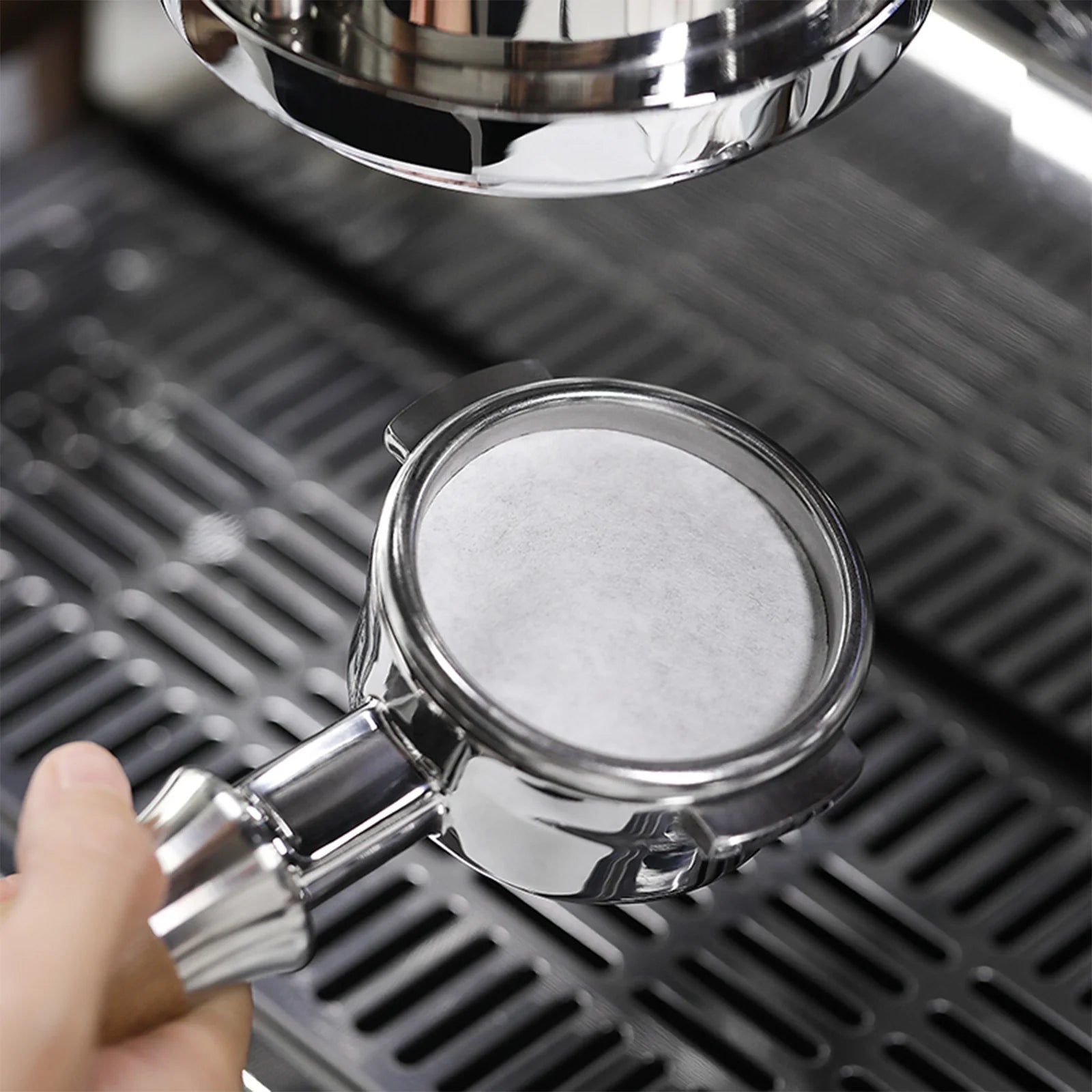 MHW-3BOMBER paper filter in portafilter. White, 58mm. For espresso machine. 