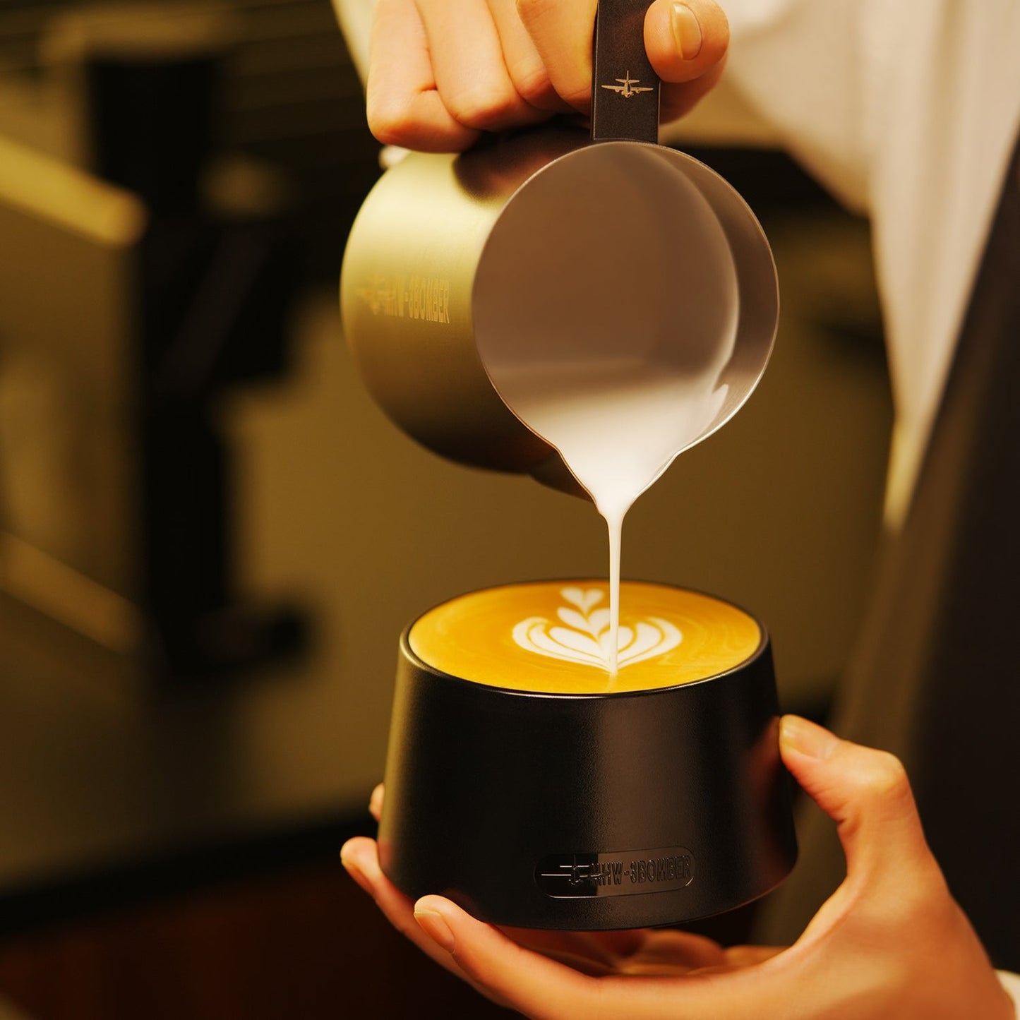 MHW-3BOMBER cupping bowl with tasting spoon