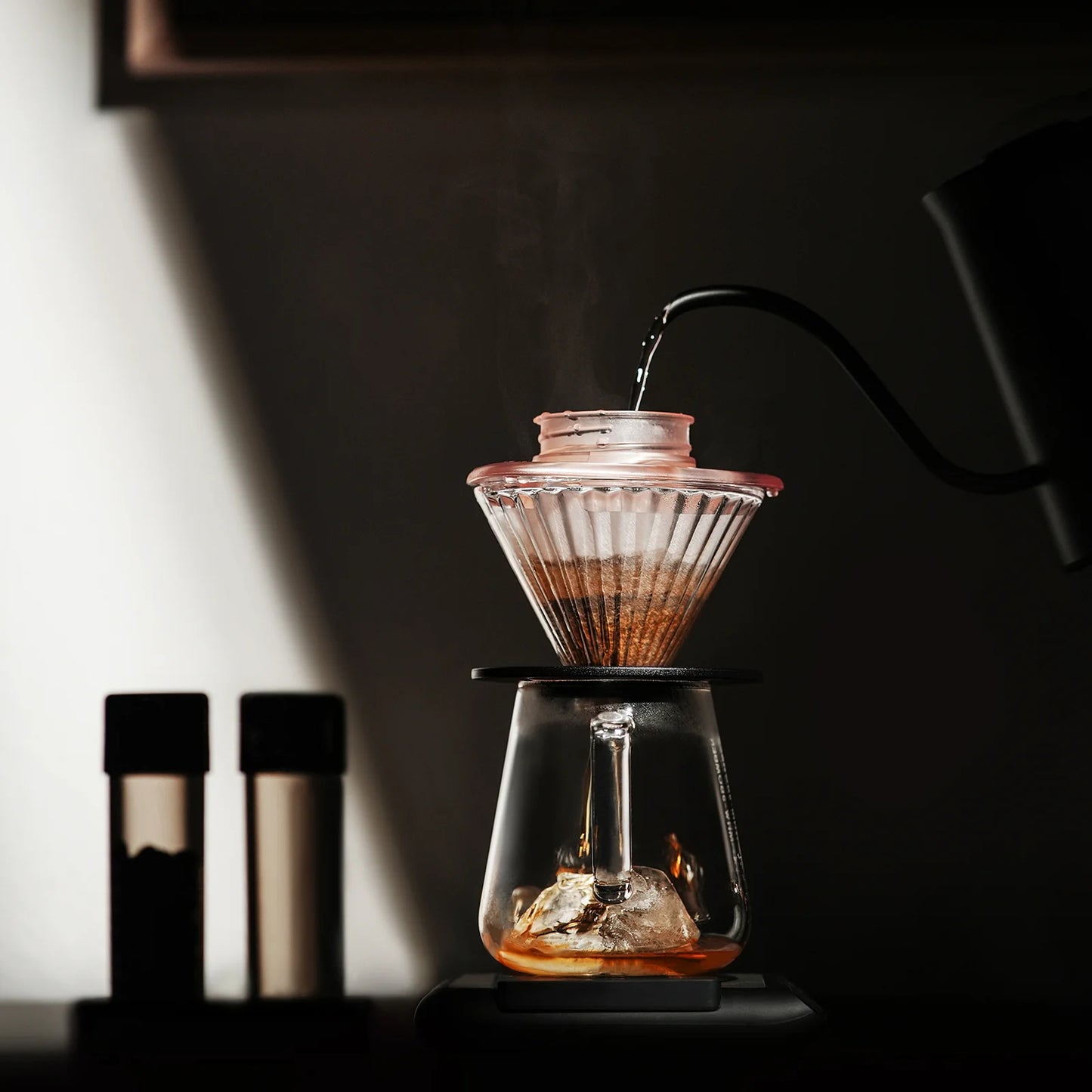 MHW-3BOMBER Rain Pour-Over Coffee Splitter
