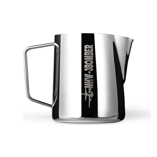 MHW-3BOMBER Latte Art Pitcher 5.0 Glossy — product hero
