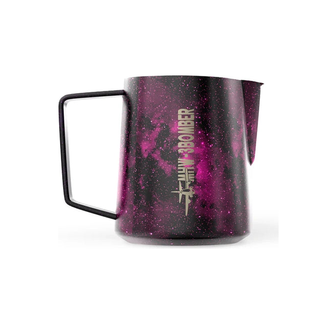 MHW-3BOMBER Latte Art Pitcher 5.0 Purple — product hero